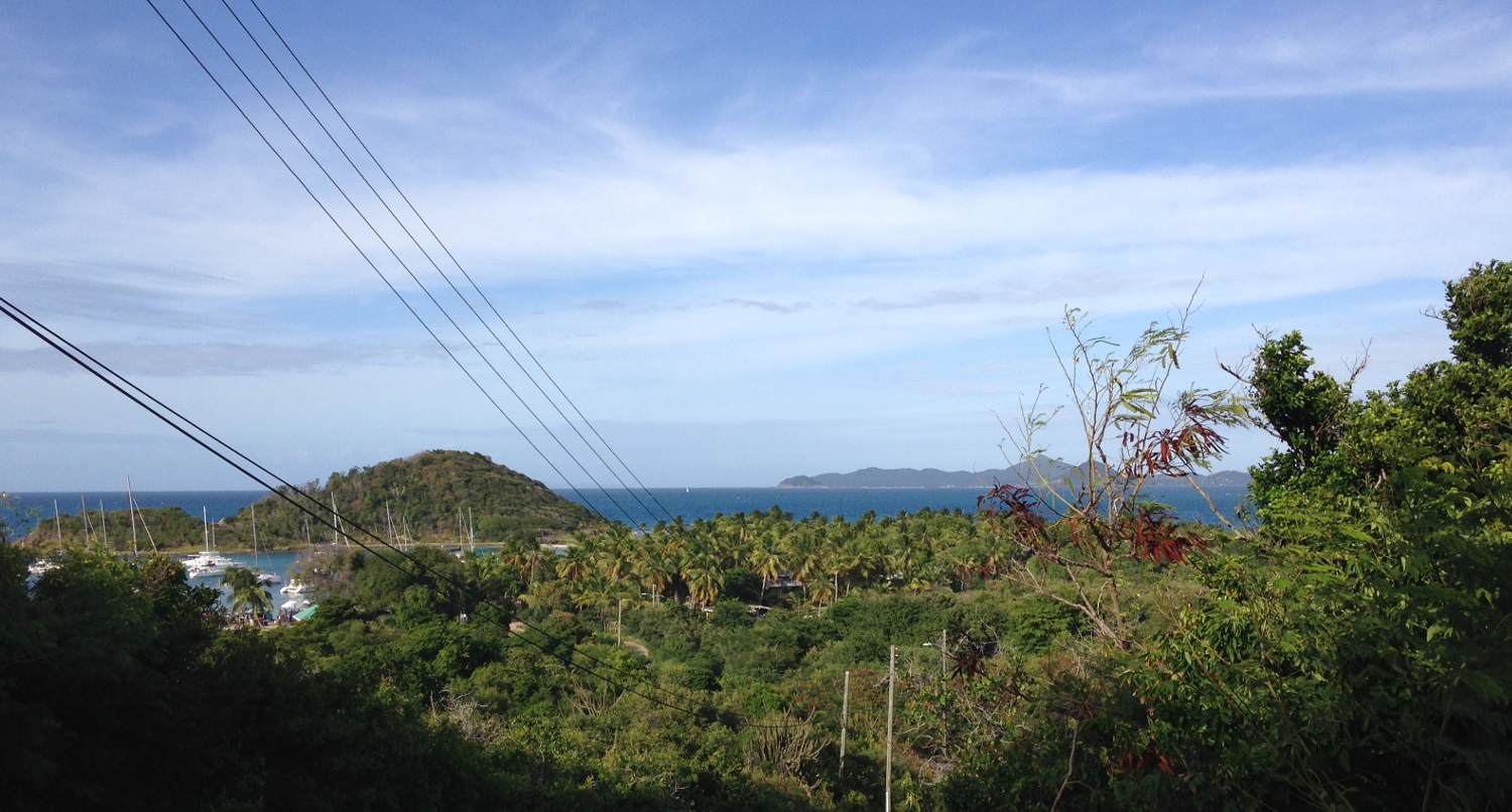 Utsikt mot vår ankarbukt, Salt Whistle Bay, Mayreau